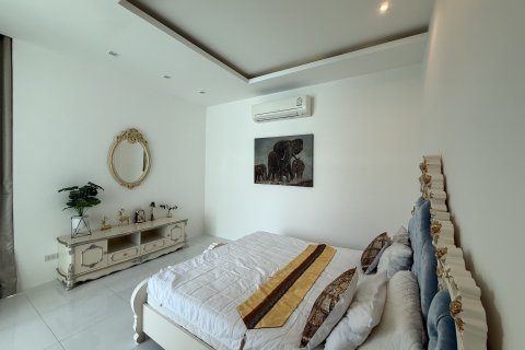 Villa in Kathu, Thailand 3 bedrooms № 167601 - photo 27