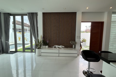 Villa in Kathu, Thailand 3 bedrooms № 167601 - photo 9
