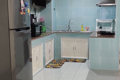Townhouse in Ban Chang, Thailand 2 bedrooms № 167597 - photo 5