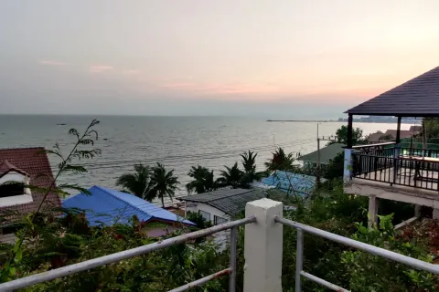 Townhouse in Ban Chang, Thailand 2 bedrooms № 167597 - photo 9