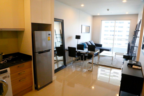 Studio in the Condo in Ratchathewi, Bangkok, Thailand  № 167603