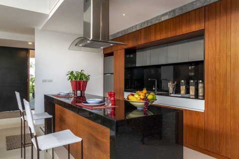 Вилла в Паттайе, Таиланд с 4 спальнями  № 167599 - фото 9