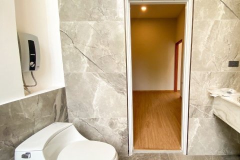 House in Watthana, Bangkok, Thailand 4 bedrooms № 160757 - photo 9