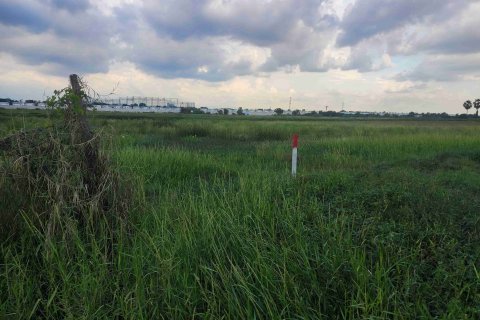 Land in Bang Bua Thong, Thailand 16956 sq.m. № 160754 - photo 6