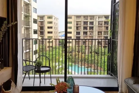 Studio in the Condo in Sathon, Bangkok, Thailand  № 160753 - photo 2