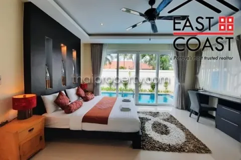 Casa de 4 dormitorios en Pattaya, Tailandia № 212442 - foto 9