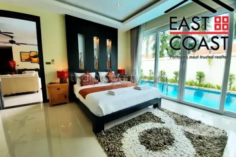 Casa de 4 dormitorios en Pattaya, Tailandia № 212442 - foto 10