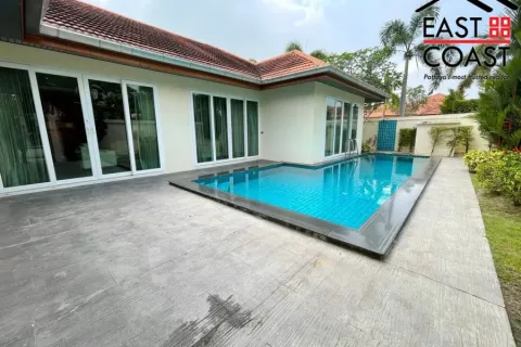 Casa de 4 dormitorios en Pattaya, Tailandia № 212443 - foto 30