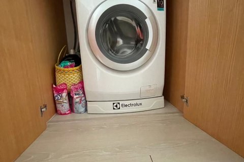 Condo à Huai Khwang, Bangkok, Thaïlande, 2 chambres  № 170866 - photo 5