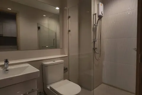 Studio in the Condo in Pathum Wan, Bangkok, Thailand  № 170867 - photo 4