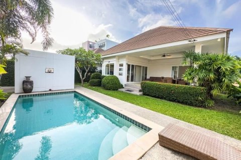 Villa in Phuket, Thailand 2 bedrooms № 170870