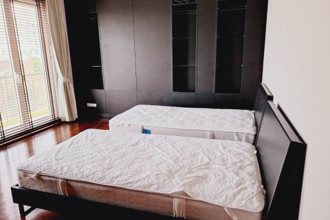 Condo à Sathon, Bangkok, Thaïlande, 3 chambres № 170868 - photo 15