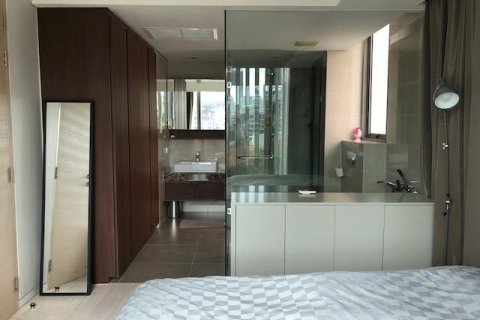 Кондоминиум с 2 спальнями в Ваттхане, Бангкок, Таиланд № 163541 - фото 13