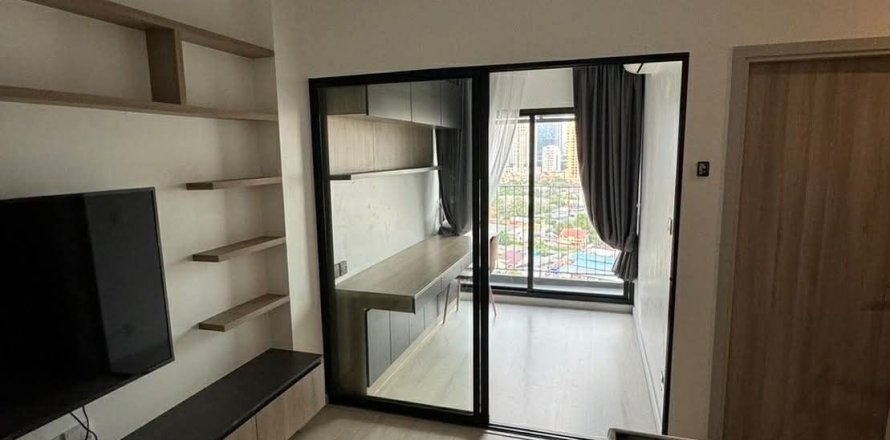 Studio dans le Condo à Sathon, Bangkok, Thaïlande № 163543