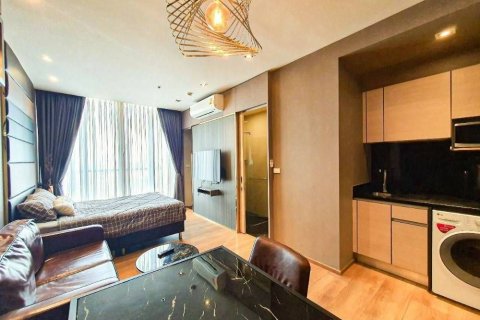 Студия в кондо в Клонг Тоэй, Бангкок, Таиланд № 163542 - фото 8