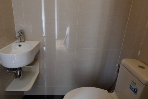 Студия в кондо в Клонг Тоэй, Бангкок, Таиланд № 163542 - фото 5