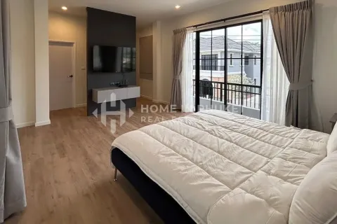 House in Phuket, Thailand 4 bedrooms № 152314 - photo 11