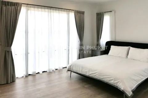 House in Phuket, Thailand 4 bedrooms № 152314 - photo 16