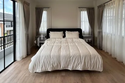 House in Phuket, Thailand 4 bedrooms № 152314 - photo 13