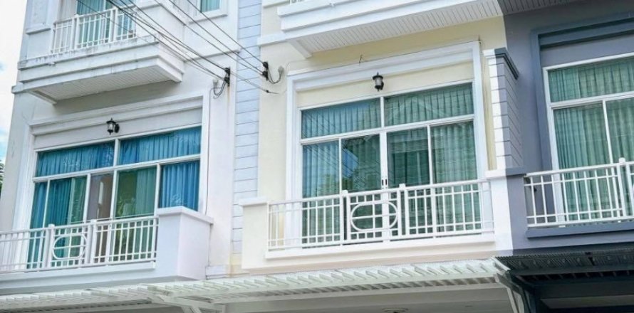 Townhouse in Prawet, Bangkok, Thailand 3 bedrooms № 138445