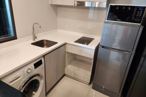 Студия в кондо в Патхум Ване, Бангкок, Таиланд № 138429 - фото 10