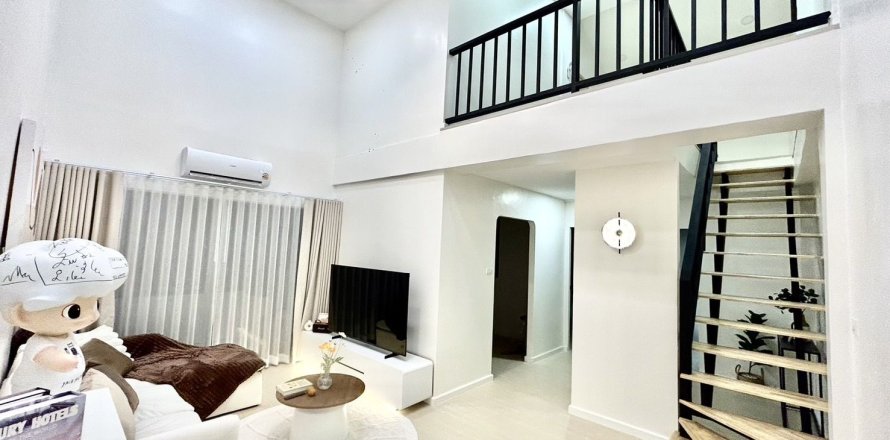 Кондоминиум с 2 спальнями в Суан Луанге, Бангкок, Таиланд № 171957