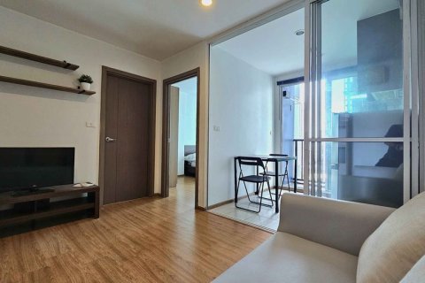 Studio dans le Condo à Watthana, Bangkok, Thaïlande  № 173437 - photo 7