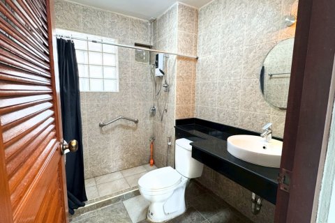 House in Suan Luang, Bangkok, Thailand 4 bedrooms № 173435 - photo 7