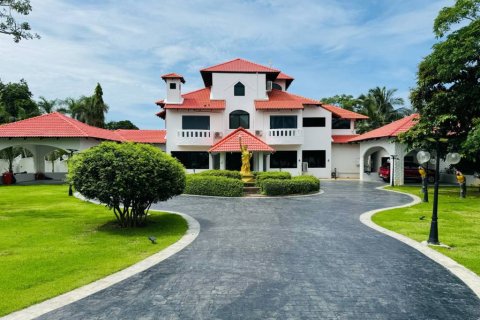 Villa à Pattaya, Thaïlande 8 chambres № 115366 - photo 1