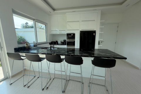 Villa in Hua Hin, Thailand 3 bedrooms № 169736 - photo 9