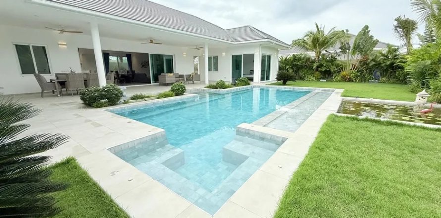 Villa in Hua Hin, Thailand 3 bedrooms № 169736