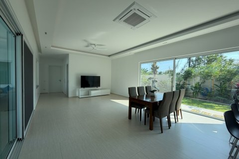 Villa in Hua Hin, Thailand 3 bedrooms № 169735 - photo 17
