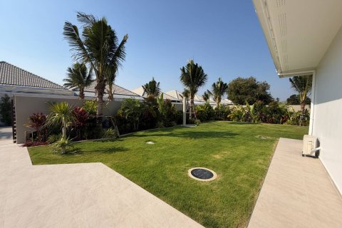 Villa in Hua Hin, Thailand 3 bedrooms № 169735 - photo 9