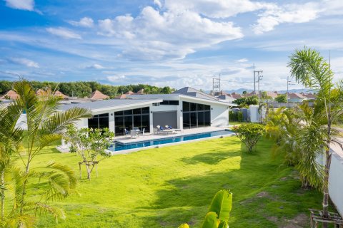Villa in Hua Hin, Thailand 5 Schlafzimmer № 169739 - Foto 18