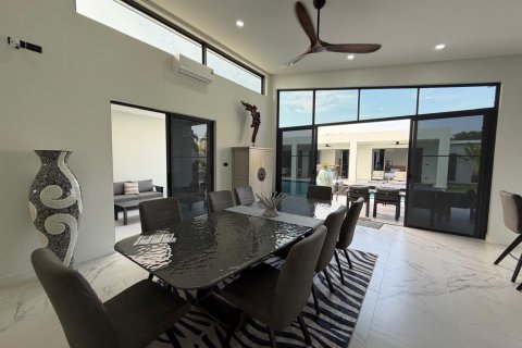 Villa in Hua Hin, Thailand 5 bedrooms № 169739 - photo 8