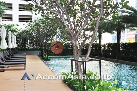 Condominio de 1 dormitorio en Watthana, Bangkok, Tailandia № 214437 - foto 10