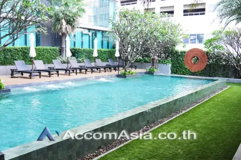 Condominio de 1 dormitorio en Watthana, Bangkok, Tailandia № 214437 - foto 12