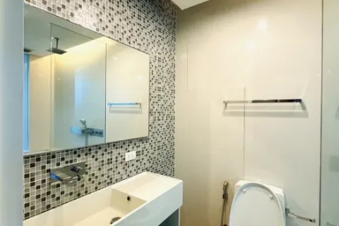 Condominio de 1 dormitorio en Watthana, Bangkok, Tailandia № 214437 - foto 5
