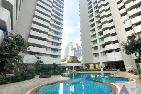 Condominio de 3 dormitorios en Watthana, Bangkok, Tailandia № 214442