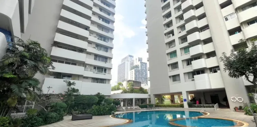 Condo à Watthana, Bangkok, Thaïlande, 3 chambres № 214442