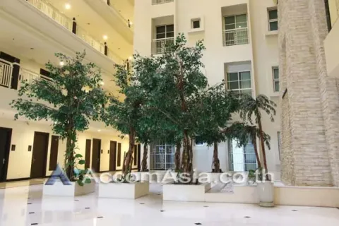 Condominio de 2 dormitorios en Khlong Toei, Bangkok, Tailandia № 214439 - foto 15