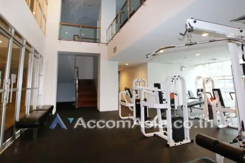 Condominio de 2 dormitorios en Khlong Toei, Bangkok, Tailandia № 214439 - foto 10