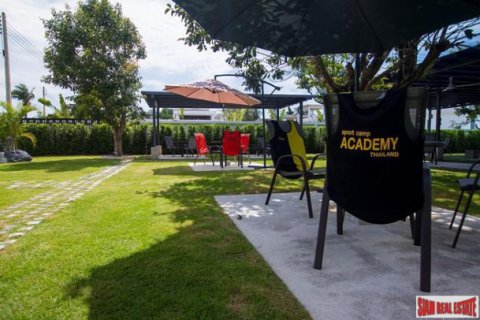 Villa on Jomtien Beach, Pattaya, Thailand 4 bedrooms № 193924 - photo 5