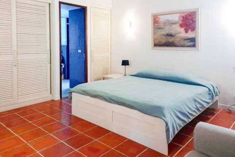 Кондоминиум с 2 спальнями в Хуа Хине, Таиланд № 115384 - фото 9