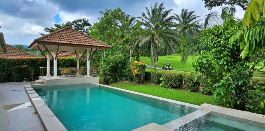 Вилла в Кату, Таиланд с 3 спальнями  № 115382