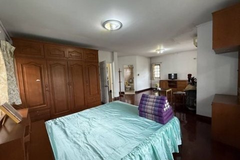 Дом в Пхракханонге, Бангкок, Таиланд с 3 спальнями  № 145075 - фото 2