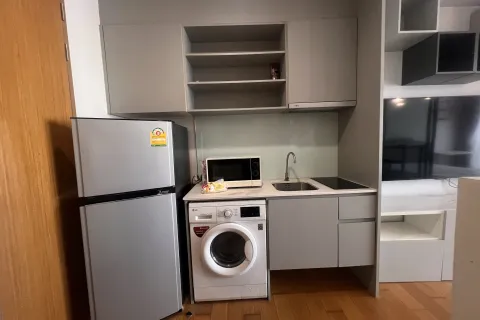 Studio dans le Condo à Bang Rak, Bangkok, Thaïlande  № 173108 - photo 19