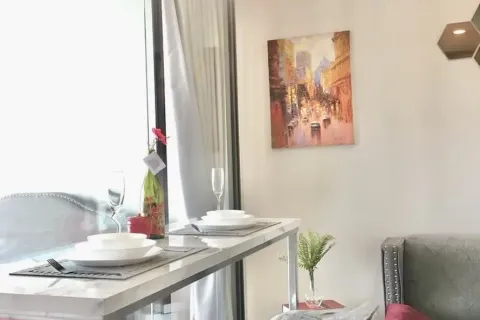 Studio dans le Condo à Bang Rak, Bangkok, Thaïlande  № 173108 - photo 16