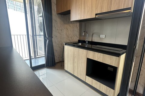 Studio dans le Condo à Watthana, Bangkok, Thaïlande  № 173109 - photo 16