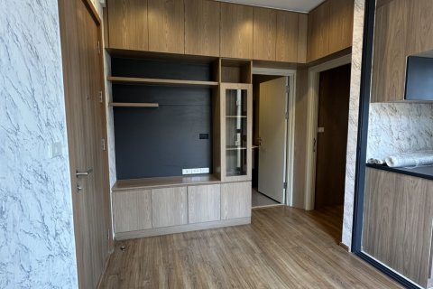 Studio dans le Condo à Watthana, Bangkok, Thaïlande  № 173109 - photo 10